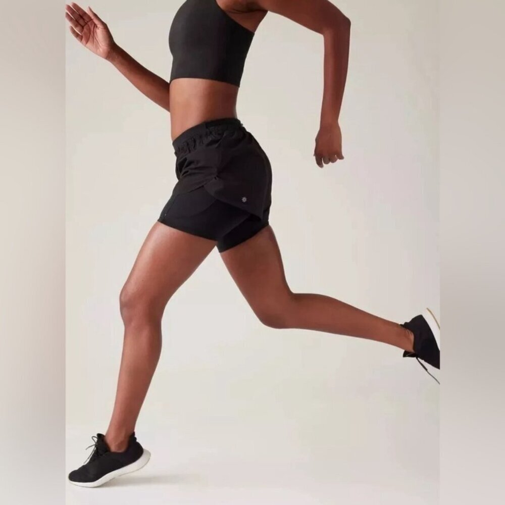 ATHLETA Mile Marker 2 in 1 Shorts Black Small - Picture 3 of 15